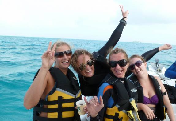 A caminho do mergulho com arraias, em San Andrés, no caribe colombiano